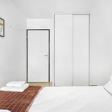 Apartment Le Fratelli - 3 Bdr - Balcon - Paris - Parking